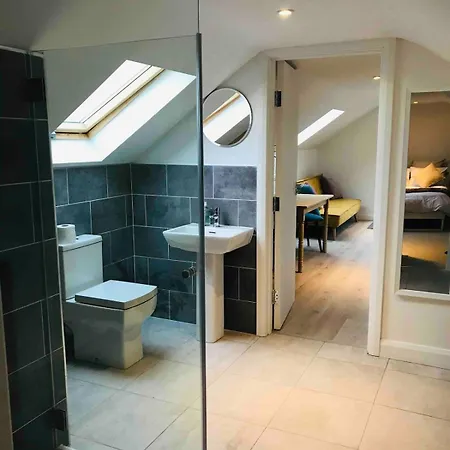 Lovely 1 Bedroom Loft With Amazing Ocean View *