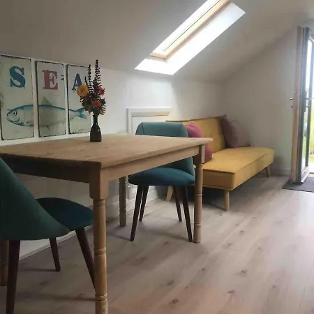 Lovely 1 Bedroom Loft With Amazing Ocean View